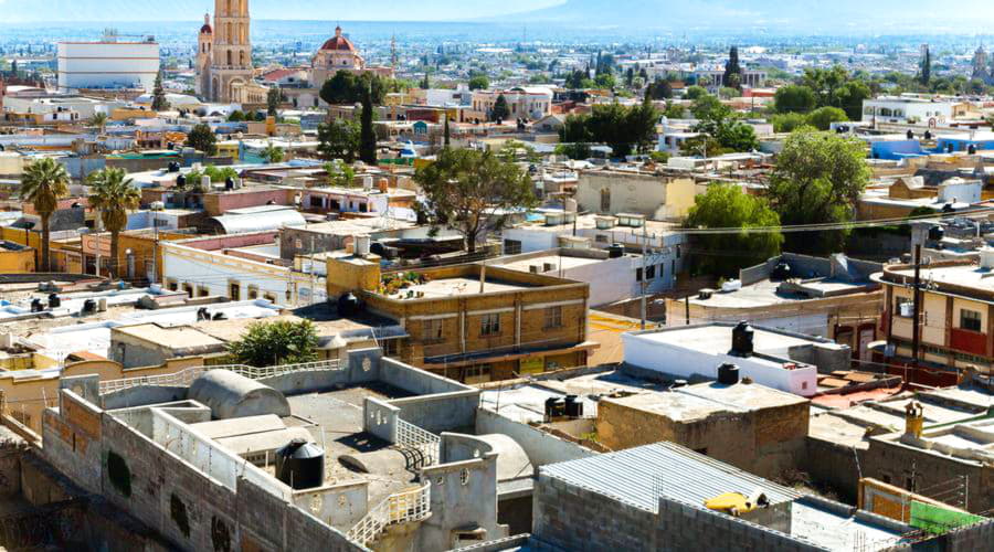 Nuestro inventario incluye una amplia variedad de vehículos.